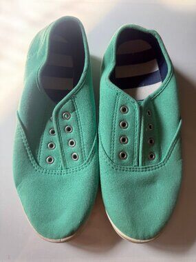 Slip On Mint Canvas Sneakers W 9